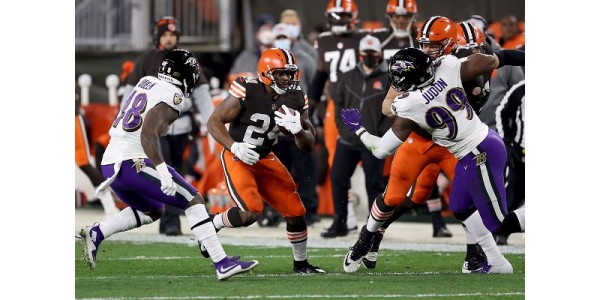 Baltimore Ravens harkitsee edelleen Lamar Jacksonin sopimusta